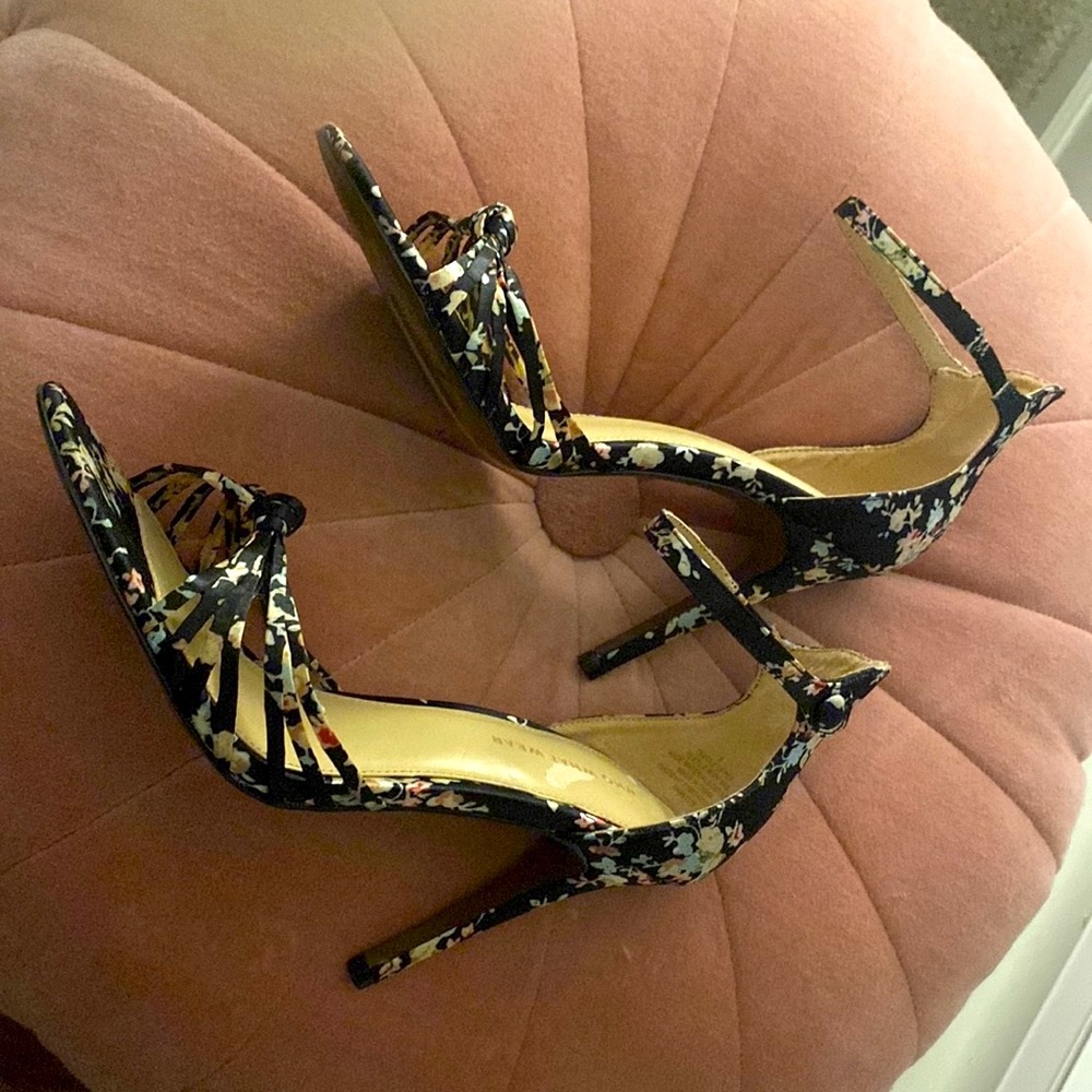 Floral Heeled Sandle